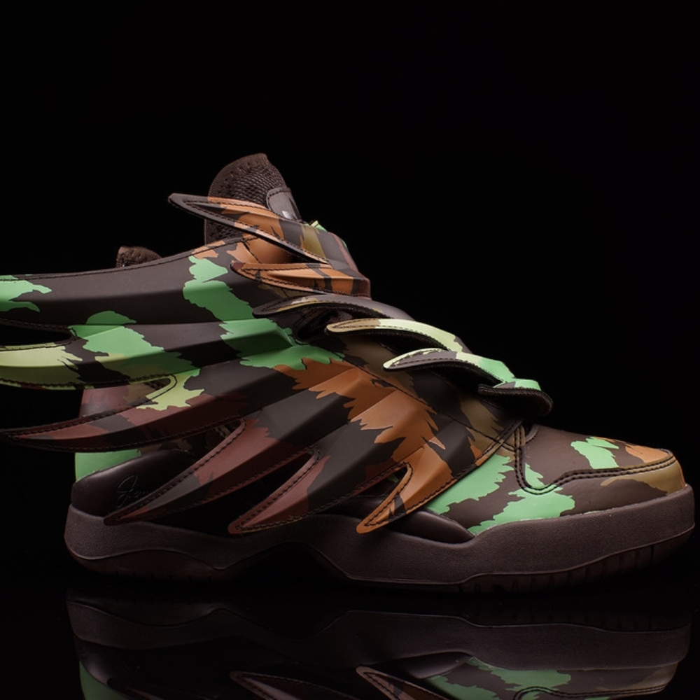 Jeremy Scott wings 3.0